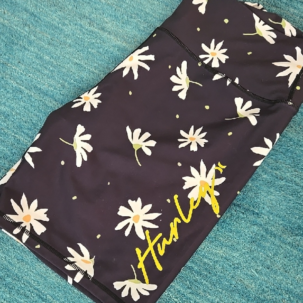 Hurley Black and White Bike Or Walking Shorts
